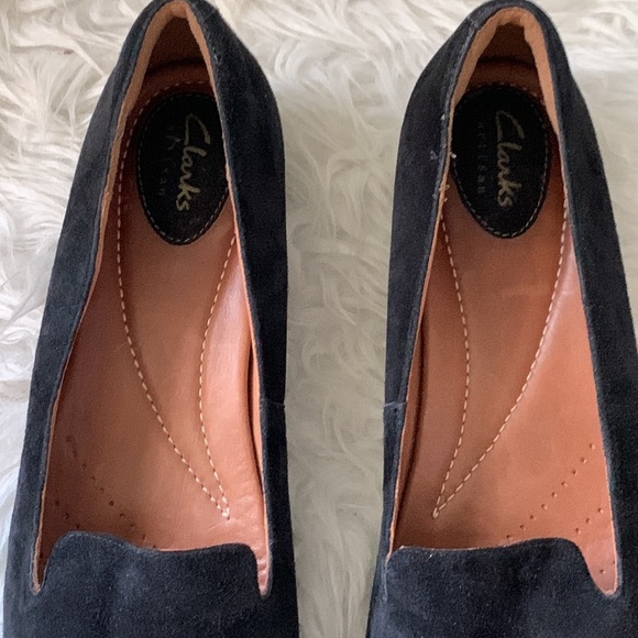 Clarks suede slip-on loafers with slight inside wedge for comfort Sz 10 EUC - Picture 12 of 13